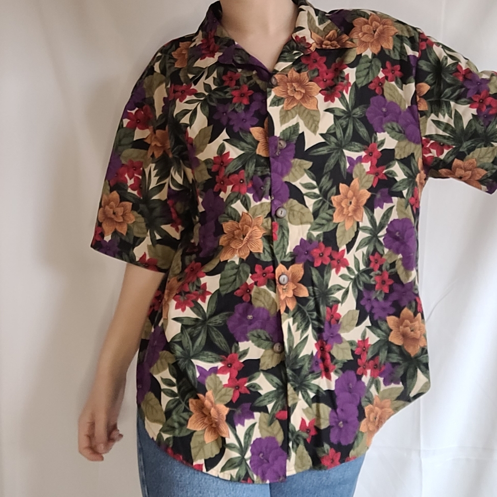 Vintage Floral Button Up Top